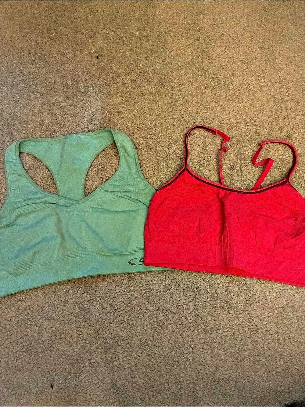 Champion Two-Piece Sports Bra Set in Green & Red